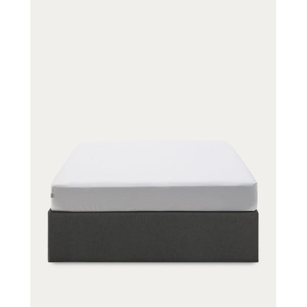 Černá čalouněná dvoulůžková postel s úložným prostorem 180x200 cm Matters – Kave Home-image-3