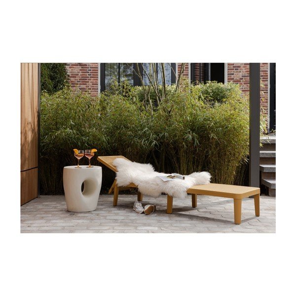 Plastový kulatý zahradní stolek ø 40 cm Mica – WOOOD-image-1