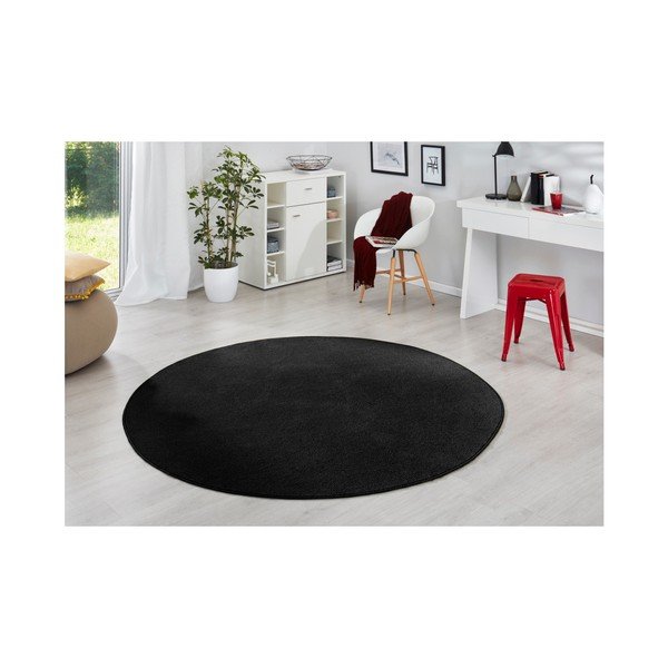 Černý koberec Hanse Home, ⌀ 133 cm-image-1