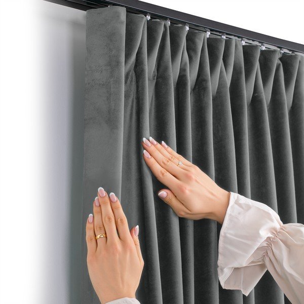 Tmavě šedý sametový dimout závěs 265x250 cm Velto – Filumi-image-3