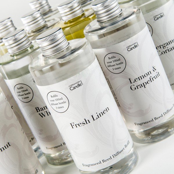 Náplň do aroma difuzéru s vůní santalového dřeva Copenhagen Candles, 300 ml-image-1