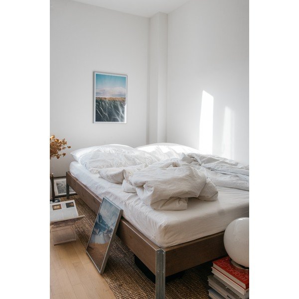 Hnědá dvoulůžková postel z borovicového dřeva s roštem 180x200 cm Core – Karup Design-image-4