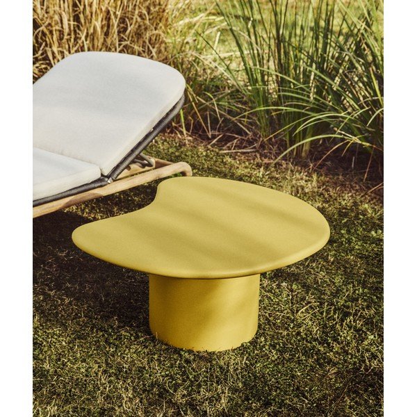 Betonový zahradní konferenční stolek 77x83 cm Macarella – Kave Home-image-1