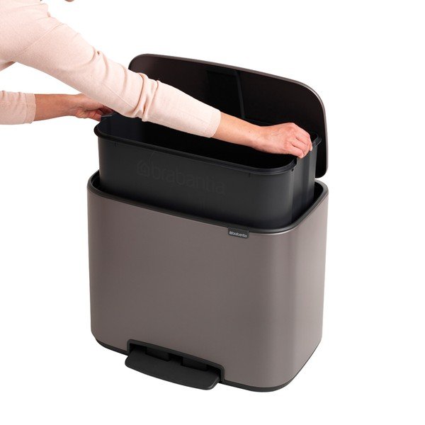 Šedý nášlapný ocelový odpadkový koš 36 l Bo – Brabantia-image-2