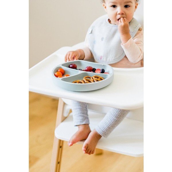 Světle modrý silikonový dětský talíř 19x20,5 cm – Kindsgut-image-1