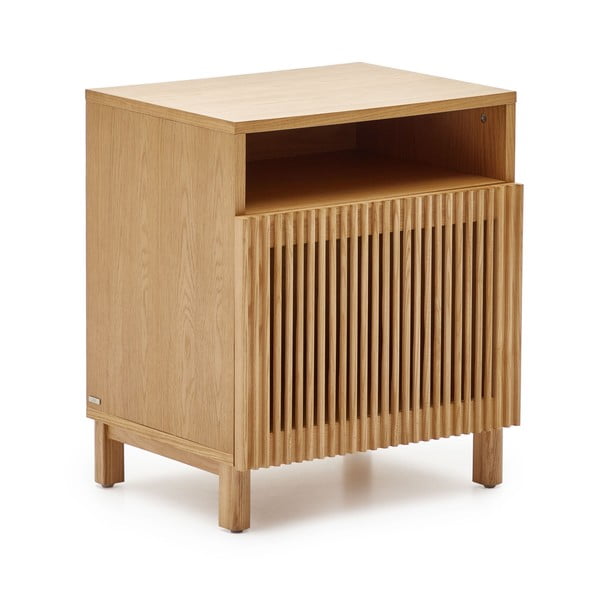 Noční stolek v dekoru dubu v přírodní barvě Beyla – Kave Home-image-2