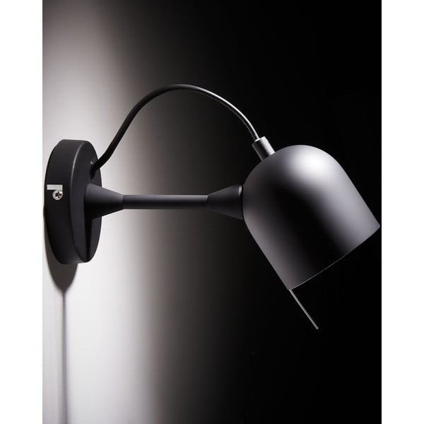 Černé nástěnné svítidlo Lucilla – Kave Home-image-3