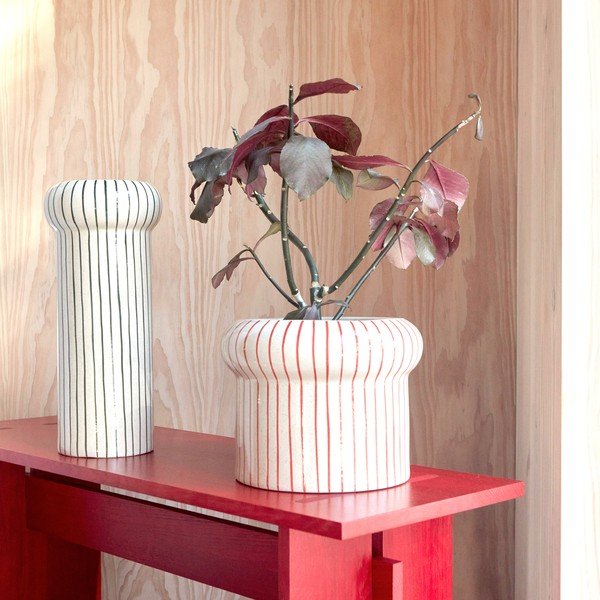 Červená dřevěná lavice Kotai – OYOY Living Design-image-2