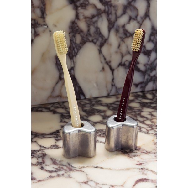 Kovový držák na zubní kartáčky ve stříbrné barvě Mis – noo.ma-image-2