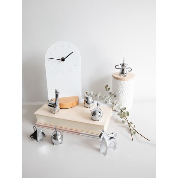 Stojánek ve stříbrné barvě na prsteny Umbra Zoola Lama-image-3