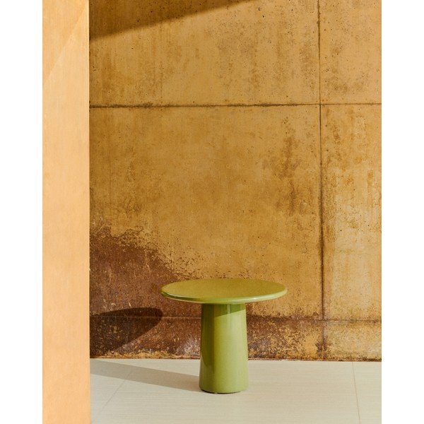 Betonový kulatý zahradní konferenční stolek ø 65 cm Albanella – Kave Home-image-1