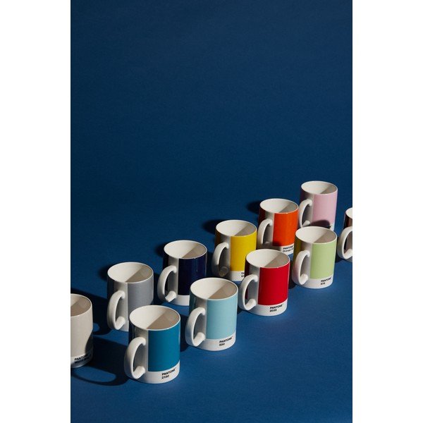 Šedý porcelánový hrnek 375 ml Cool Gray 9 – Pantone-image-1