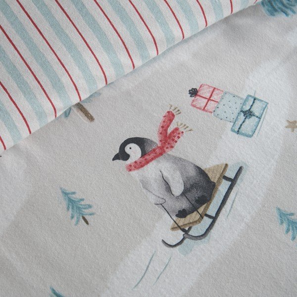 Flanelové povlečení na dvoulůžko v přírodní barvě 230x220 cm Brushed Christmas Penguins – Catherine Lansfield-image-2