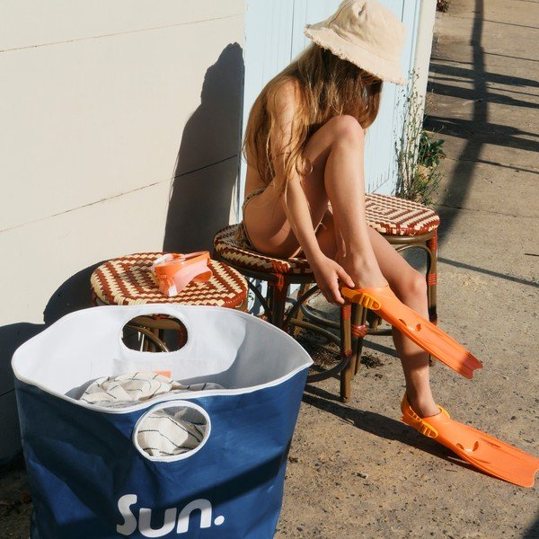 Modrá plážová taška Sunnylife Everything Bag-image-2