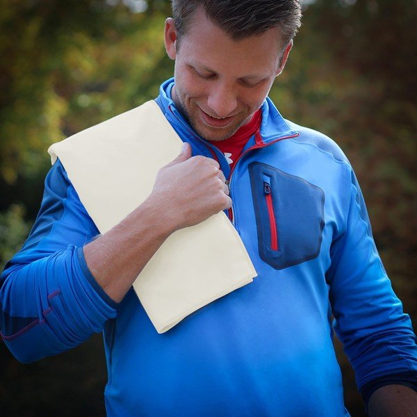 Světle béžová rychleschnoucí osuška DecoKing EKEA, 40 x 80 cm-image-1