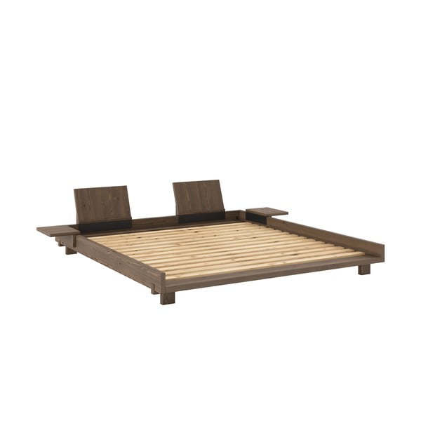 Hnědá dvoulůžková postel z borovicového dřeva s roštem 180x200 cm Social – Karup Design