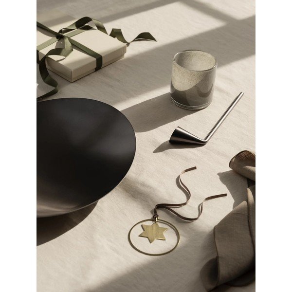 Kovové zhášedlo na svíčky Nox – Blomus-image-1