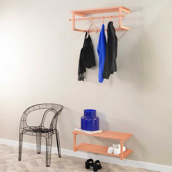 Kovový závěsný botník v lososové barvě 71x26x34 cm Marco – Spinder Design-image-3