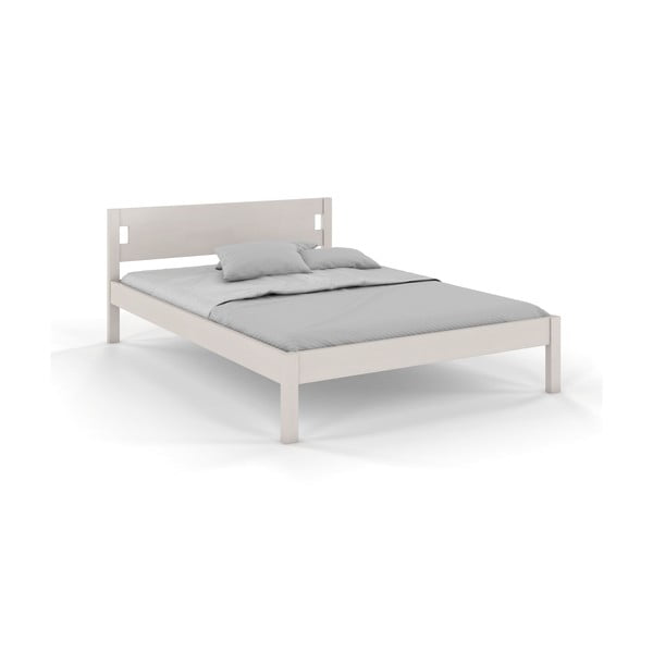 Bílá dvoulůžková postel z borovicového dřeva 180x200 cm Laxbaken – Skandica