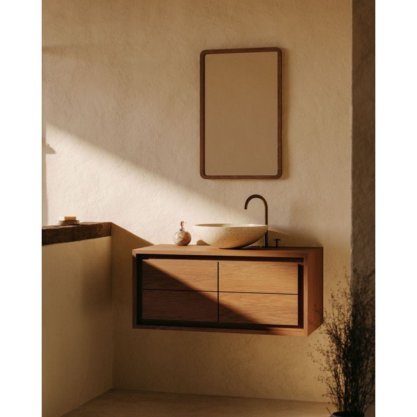 Nástěnné zrcadlo s dřevěným rámem 45x70 cm Shamel – Kave Home-image-1