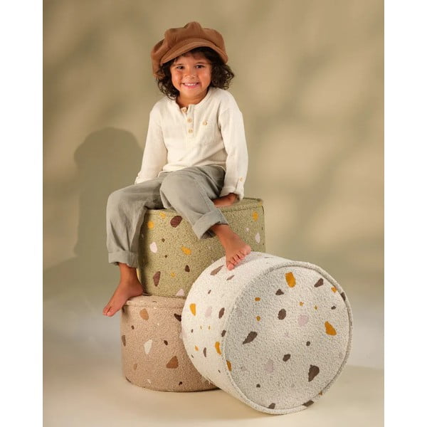 Světle hnědý dětský puf z textilie bouclé/žinylkový Terrazzo – Wigiwama-image-4