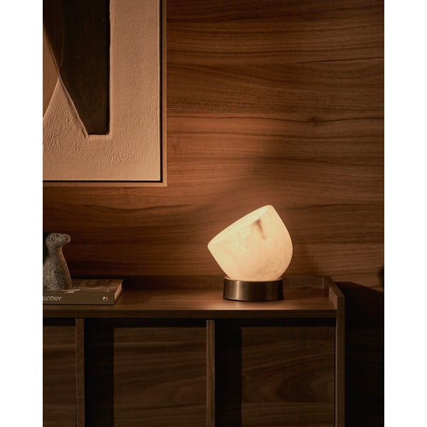 Krémová/v mosazné barvě stolní lampa (výška 17 cm) Shenli – Kave Home-image-1