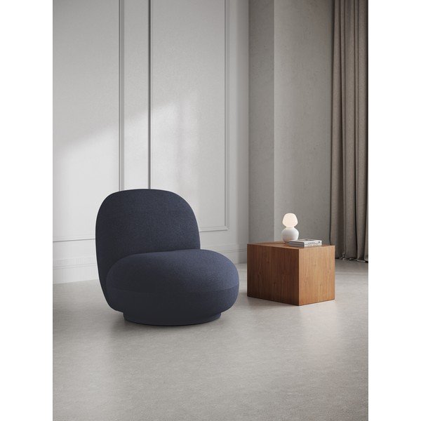 Tmavě modré křeslo z textilie bouclé Chuck – Micadoni Home-image-1