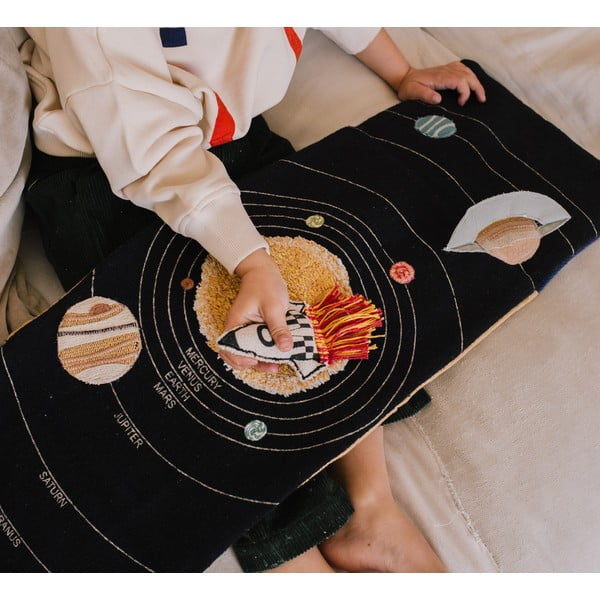 Senzorická knížka Space – Lorena Canals-image-1