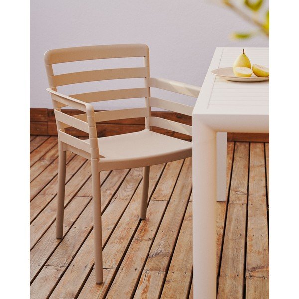 Béžová plastová zahradní židle Nariet – Kave Home-image-1