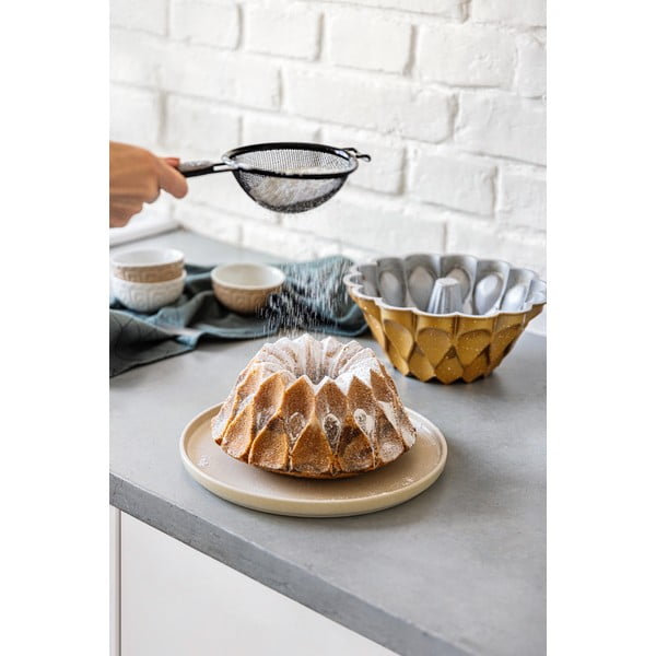 Forma na pečení z litého hliníku ve zlaté barvě Bonami Selection Volcania-image-1