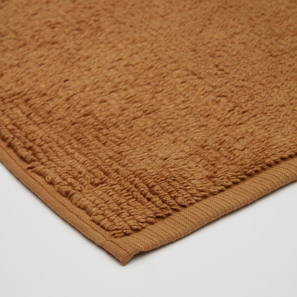Hnědá koupelnová předložka 50x70 cm Yeni – Kave Home-image-2