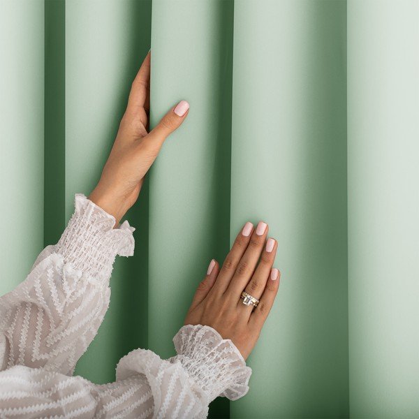 Dimout závěs v mentolové barvě 140x250 cm Carli – Restilo-image-1