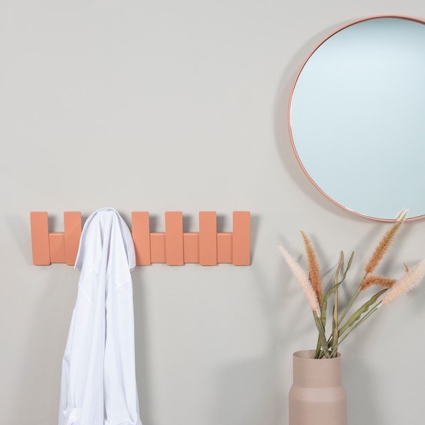 Kovový nástěnný věšák v lososové barvě 64 cm Angle – Spinder Design-image-1