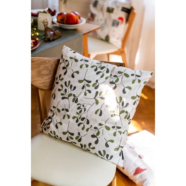 Povlaky na polštáře s vánočním motivem v sadě 4 ks 45x45 cm Santa – Butter Kings-image-2