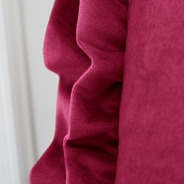 Sametový dekorační polštář 43x43 cm Velvet Double Frill – Catherine Lansfield-image-2