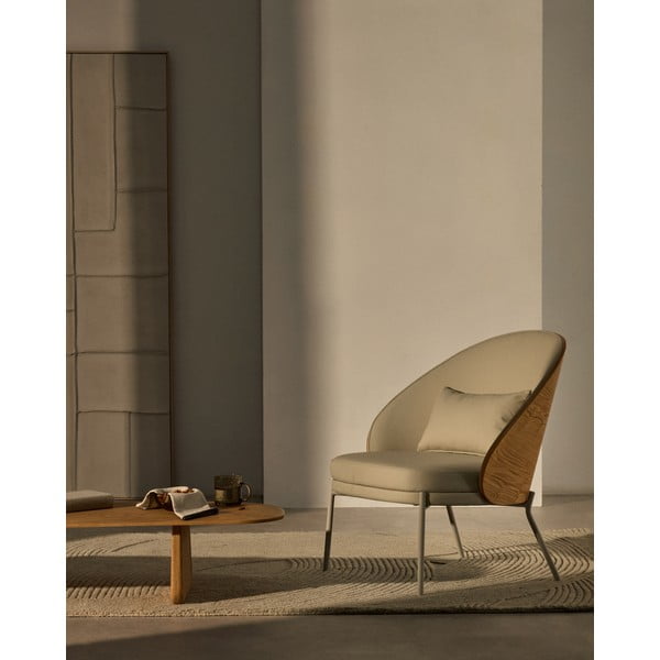 Béžové křeslo z imitace kůže Eamy – Kave Home-image-1