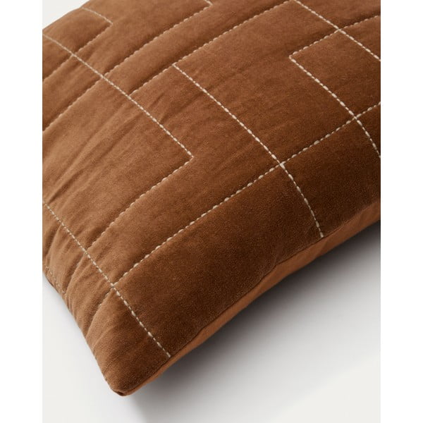 Sametový povlak na polštář 45x45 cm Prila – Kave Home-image-2