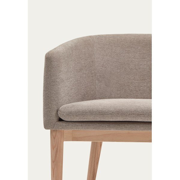 Béžové čalouněné jídelní křeslo s područkami Harlan – Kave Home-image-2