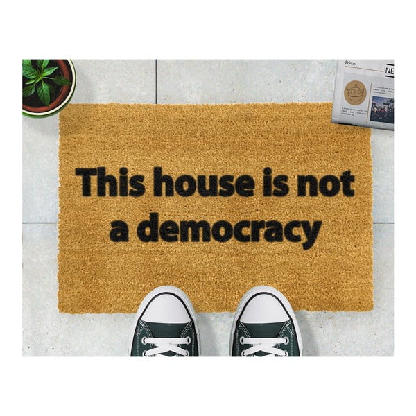 Rohožka z přírodního kokosového vlákna Artsy Doormats This House is Not a Democracy, 40 x 60 cm