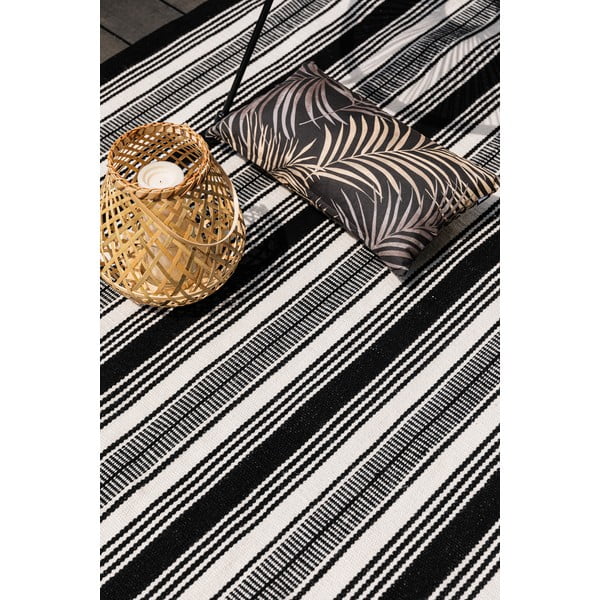 Černo-bílý oboustranný venkovní koberec z recyklovaného plastu Green Decore Zambezi, 160 x 230 cm-image-4