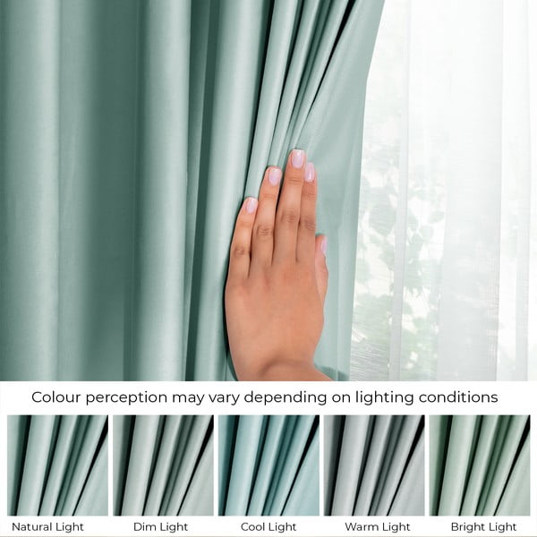 Světle zelený sametový dimout závěs 140x270 cm Eyelets – Restilo-image-4