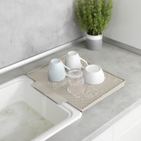 Béžová plastová odkapávací podložka na nádobí 34x40 cm Nelia – Wenko-image-1