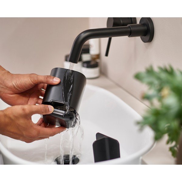 Černý plastový kelímek na zubní kartáčky EasyStore – Joseph Joseph-image-3