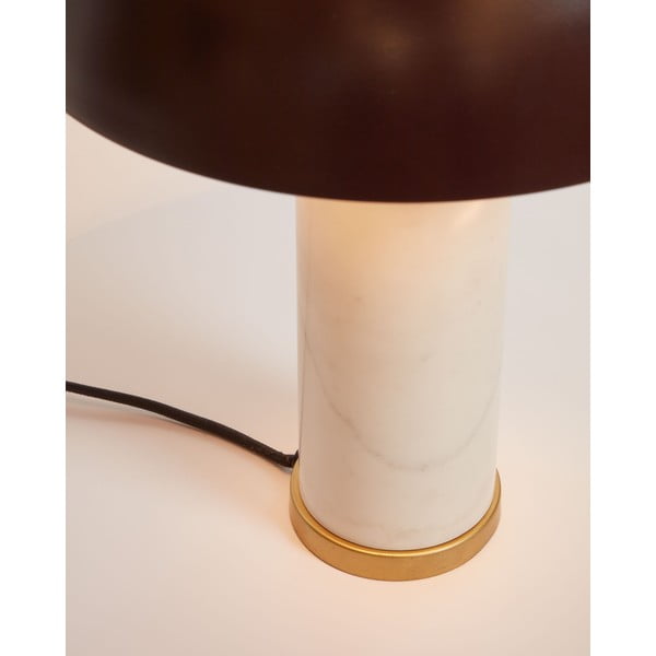 Bílá/tmavě hnědá mramorová stolní lampa s kovovým stínidlem (výška 43 cm) Zorione – Kave Home-image-4