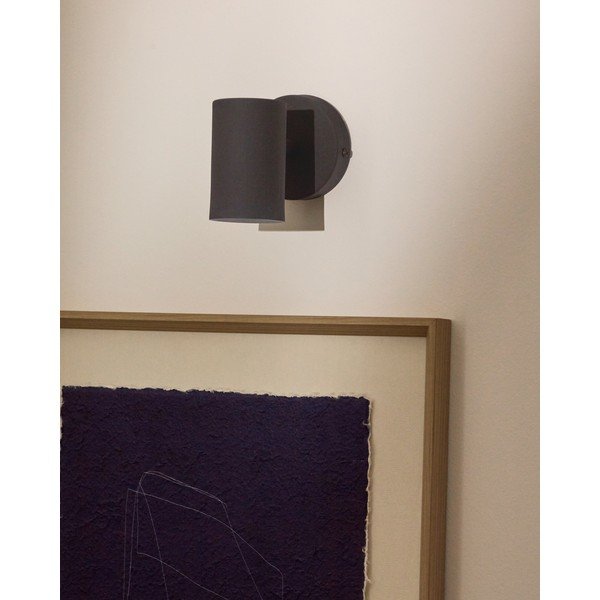 Černé kovové nástěnné svítidlo Manie – Kave Home-image-1