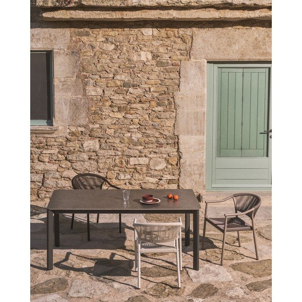 Hnědá ratanová zahradní židle Livadia – Kave Home-image-4