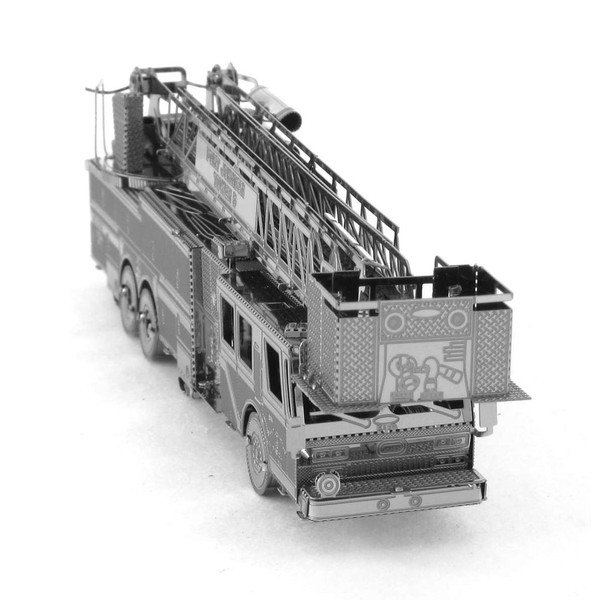 Model Fire Engine-image-4
