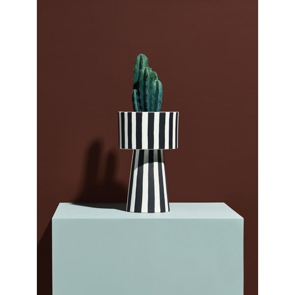 Kameninový obal na květináč ø 15 cm Toppu – OYOY Living Design-image-2