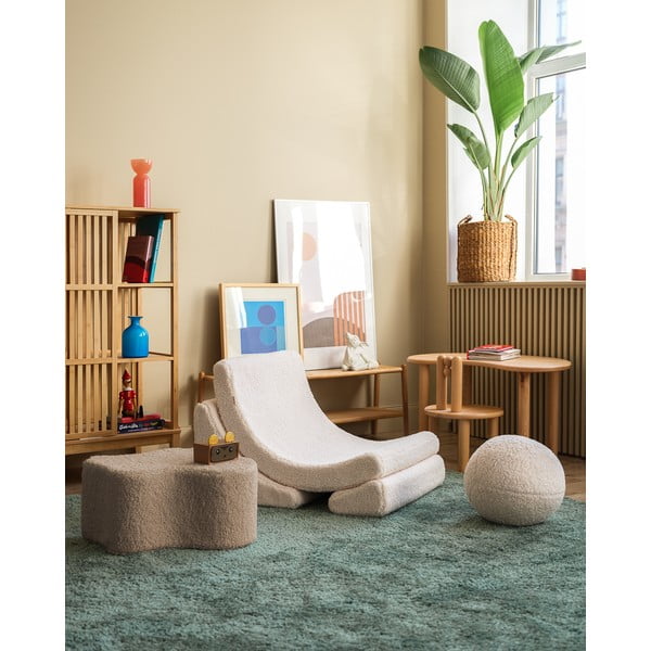 Krémové dětské křesílko z textilie bouclé Moon – Wigiwama-image-3