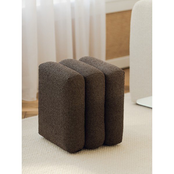 Hnědý taburet z textilie bouclé Radd – noo.ma-image-1